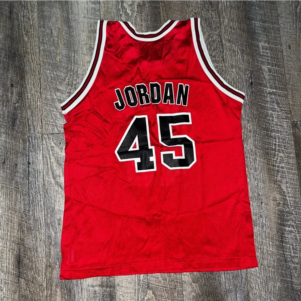 Vintage 90’s Chicago‎ Bulls Michael Jordan #45 Youth Jersey Size L (14-16)
